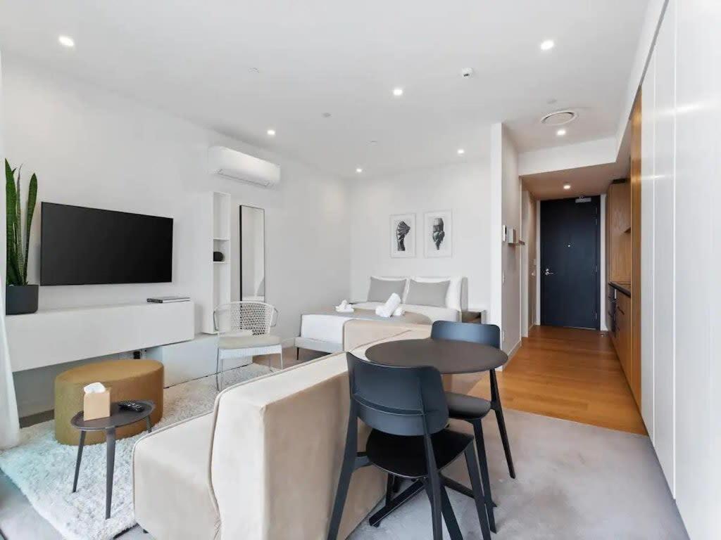 Sleek Modern Studio With Balcony Auckland Exterior foto